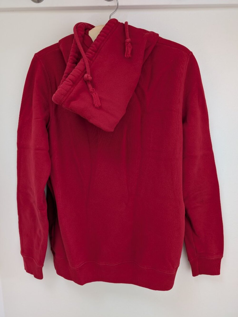 Hollister California Red Hoodie with Kangaroo Pocket - Size Large - Picture 2 of 3